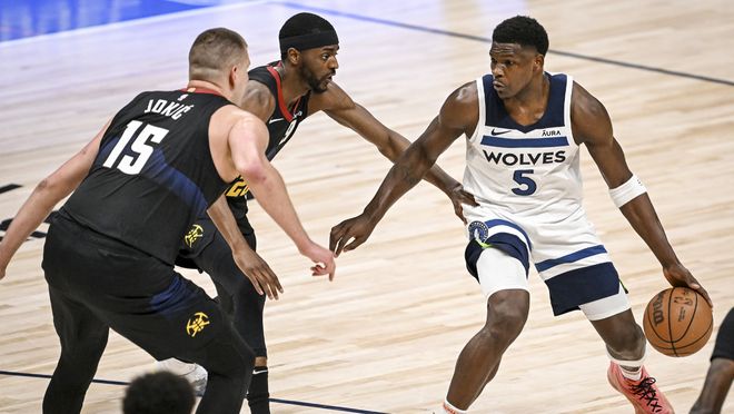 场边已涌动 场边已涌动